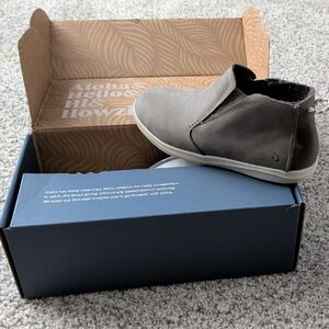 OluKai Gray Ankle Booties